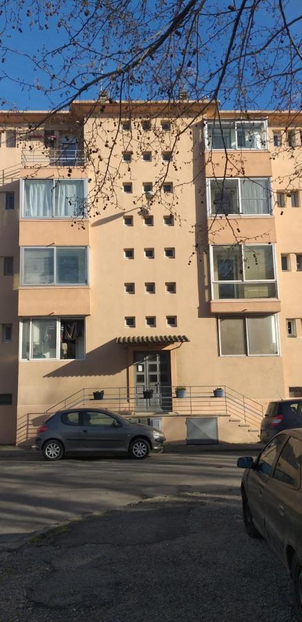 Apartamento Aux Alyscamps Arlés Exterior foto